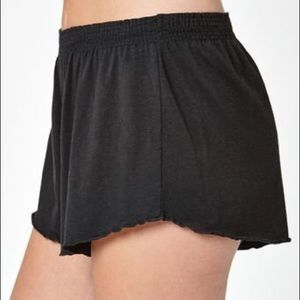 Brandy Melville Vodi shorts